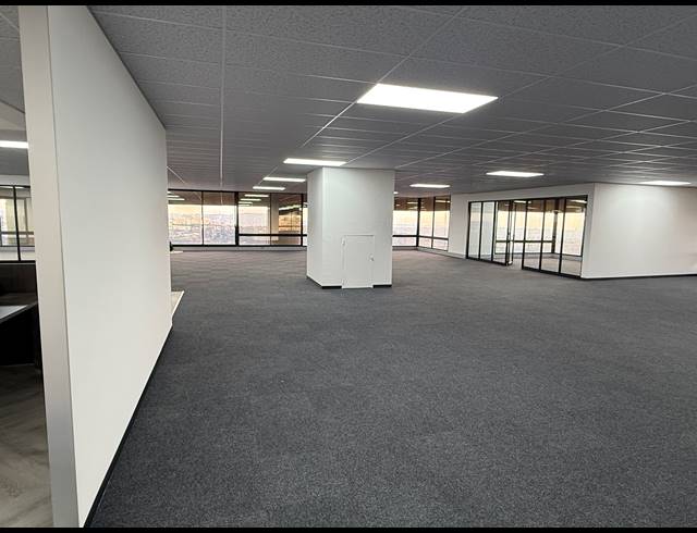 835M² OFFICE TO LET IN BRAAMFONTEIN WERF